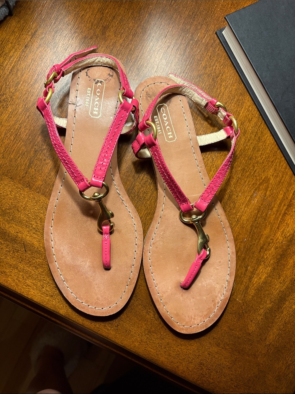 COACH Women's Pink Leather T-Strap Sandals 7.5